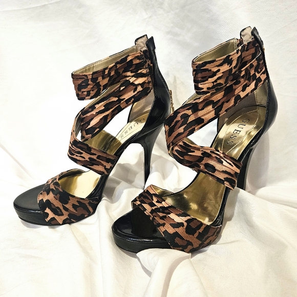Like-New Guess High Heels Size 7m - Picture 3 of 7
